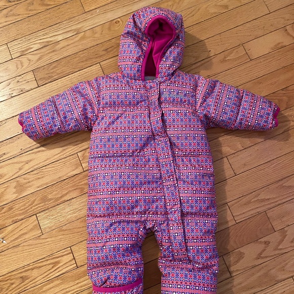 Columbia snuggly bunny - Picture 1 of 2